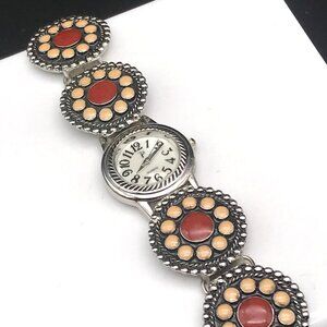 Southwest Style Ladies Quartz Analog Watch With Mother Of Pearl Dial & New Batte